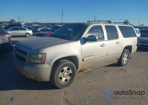 2008 Chevrolet Suburban 1500 Lt z USA, uszkodzony, nr VIN 1GNFK16388R122079